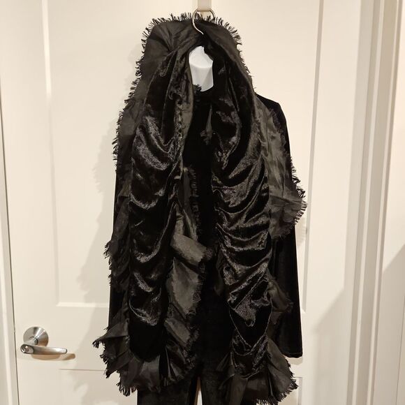 Vintage Reversible Statement Scarf Black Velvet/Gray and Black Pattern - Picture 7 of 9